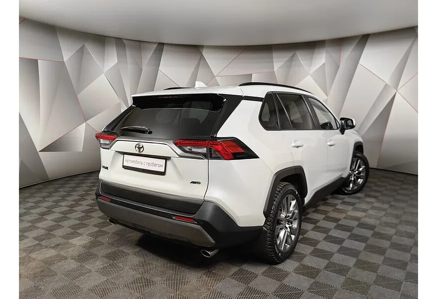 Toyota RAV4 2.5i AT AWD (199 л.с.) Белый в АВИЛОН. Слайд №2