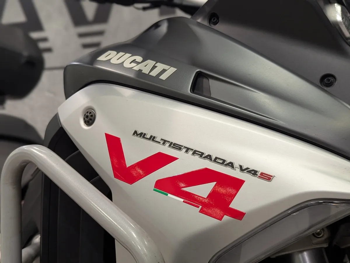 Ducati Multistrada V4 1158 см³ (170 л.с.) (170) 1158 Серый в АВИЛОН. Слайд №6