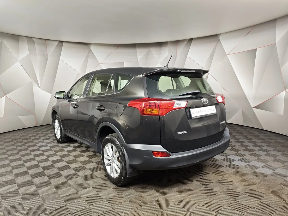 Toyota RAV4 2.0 CVT (146 л.с.) Коричневый в АВИЛОН. Слайд №4