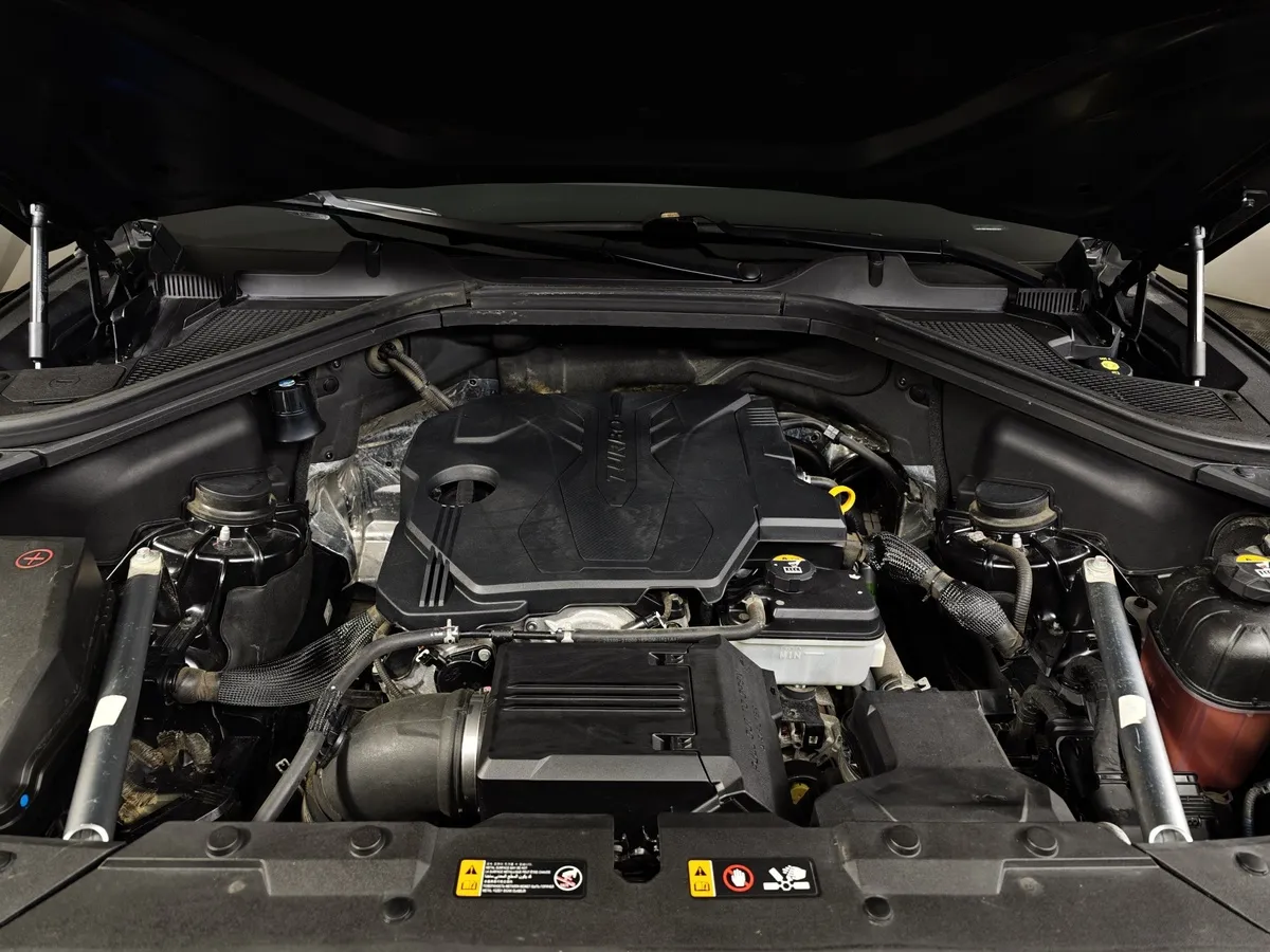 Genesis GV80 2.5 T-GDI 8AT 4WD (249 л.с.) Premium + Comfort Черный в АВИЛОН. Слайд №11