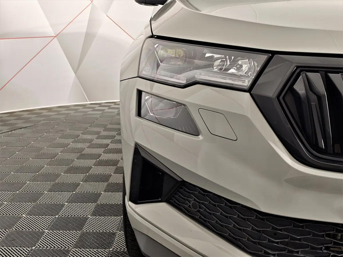 Skoda Karoq 2.0 AMT AWD (190 л.с.) SportLine 4х4 Серый в АВИЛОН. Слайд №10