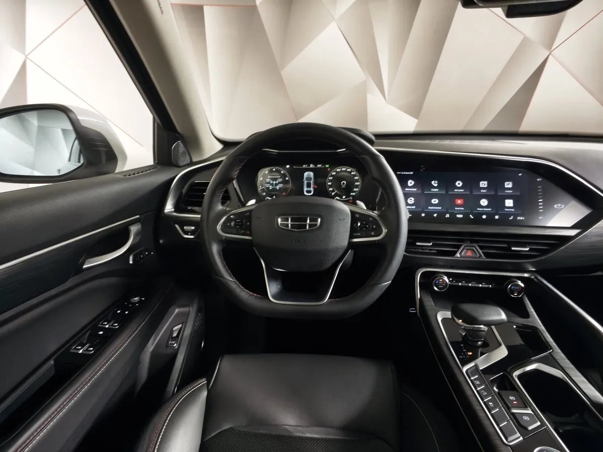 Geely Tugella 2.0 AT AWD (238 л.с.) Flagship Белый в АВИЛОН. Слайд №19