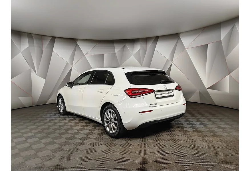 Mercedes-Benz A-Класс A 200 7G-DCT (150 л.с.) Style Белый в АВИЛОН. Слайд №4