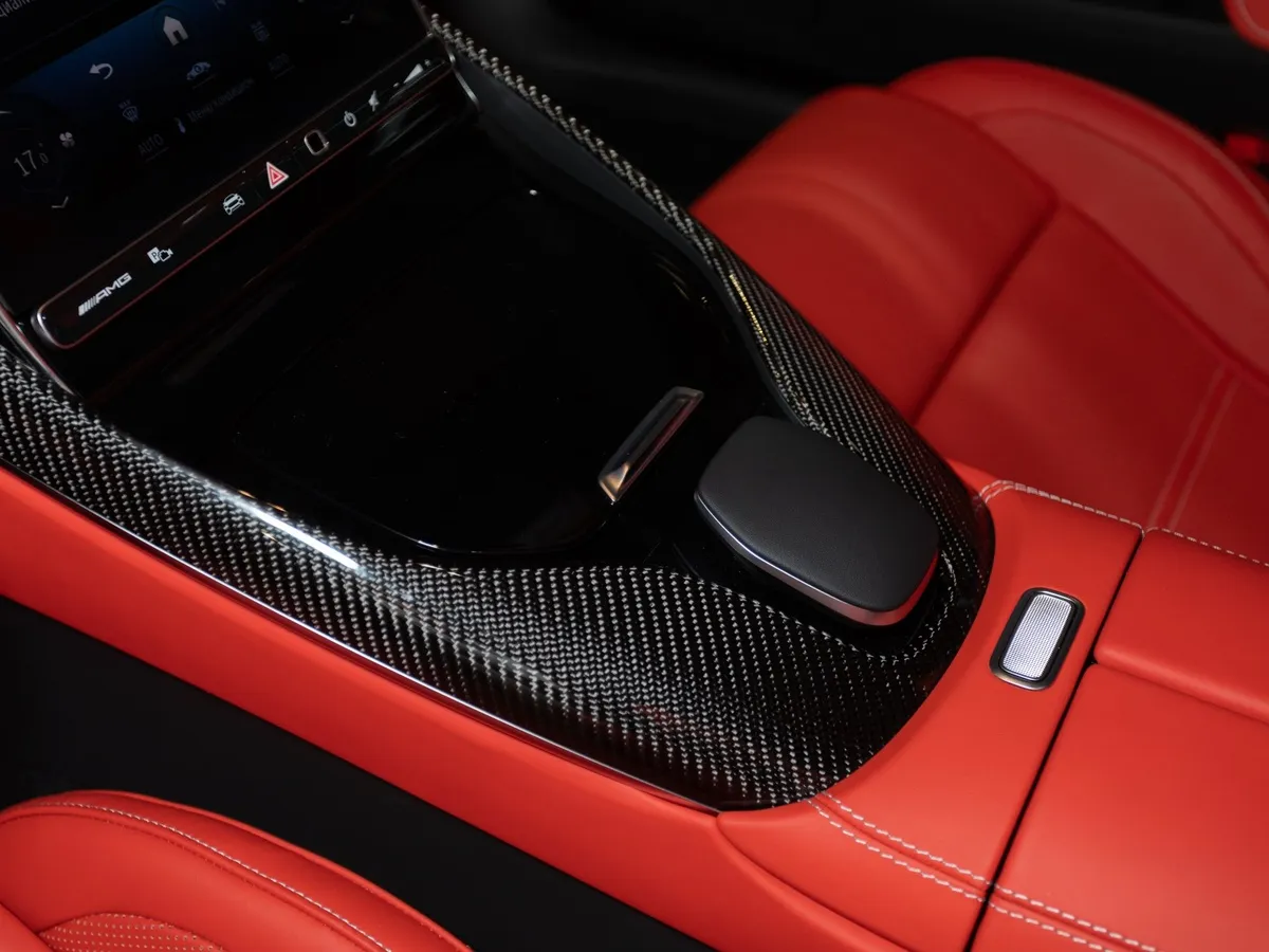 Mercedes-Benz AMG GT 43 4MATIC SPEEDSHIFT TCT 9G (367 л.с.) Черный в АВИЛОН. Слайд №17