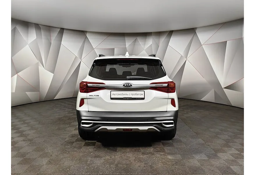 Kia Seltos 2.0 MPI 4WD IVT (149 л.с.) Style Белый в АВИЛОН. Слайд №8