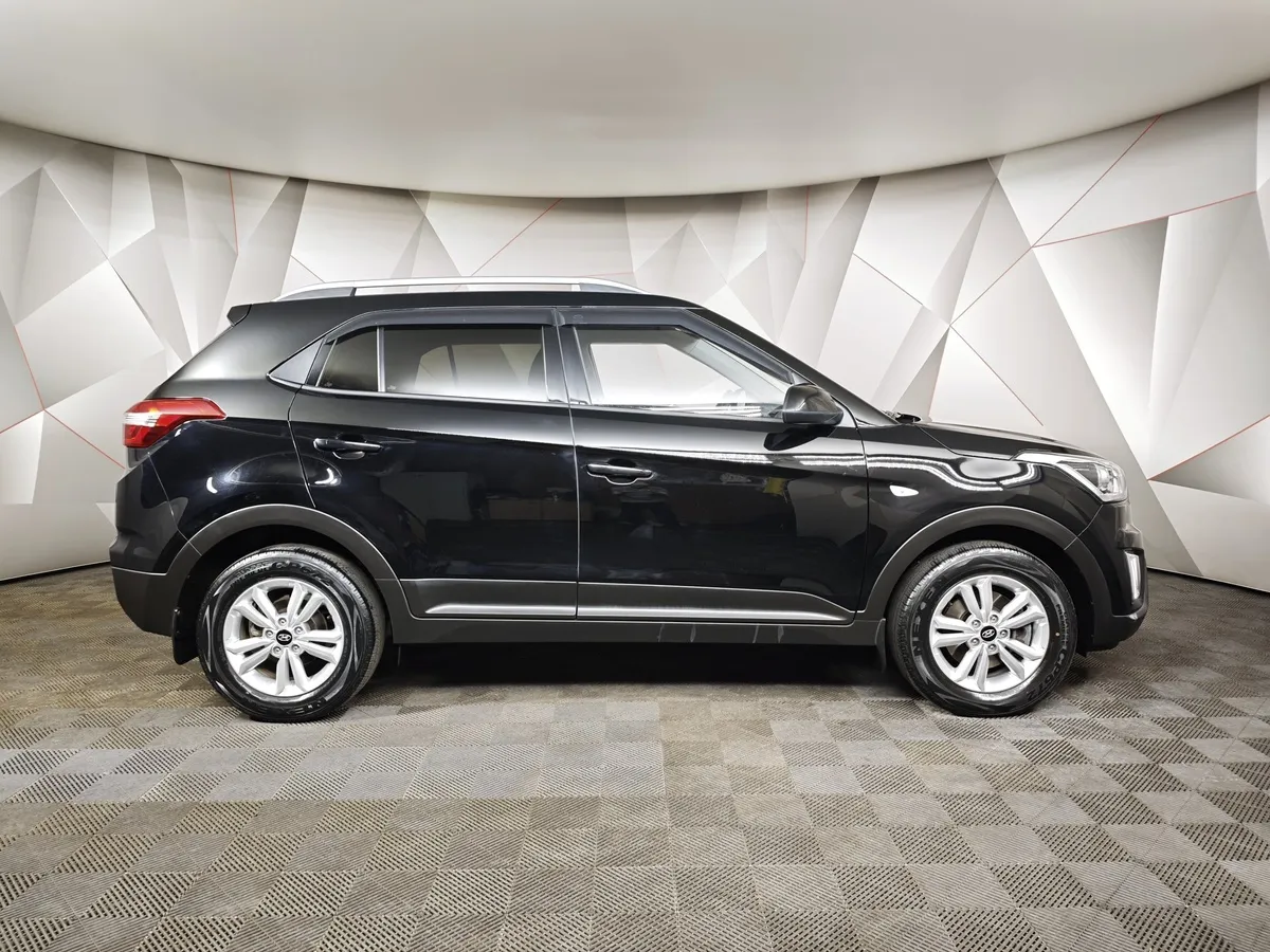 Hyundai Creta 2.0 AT (149 л.с.) Travel Черный в АВИЛОН. Слайд №6