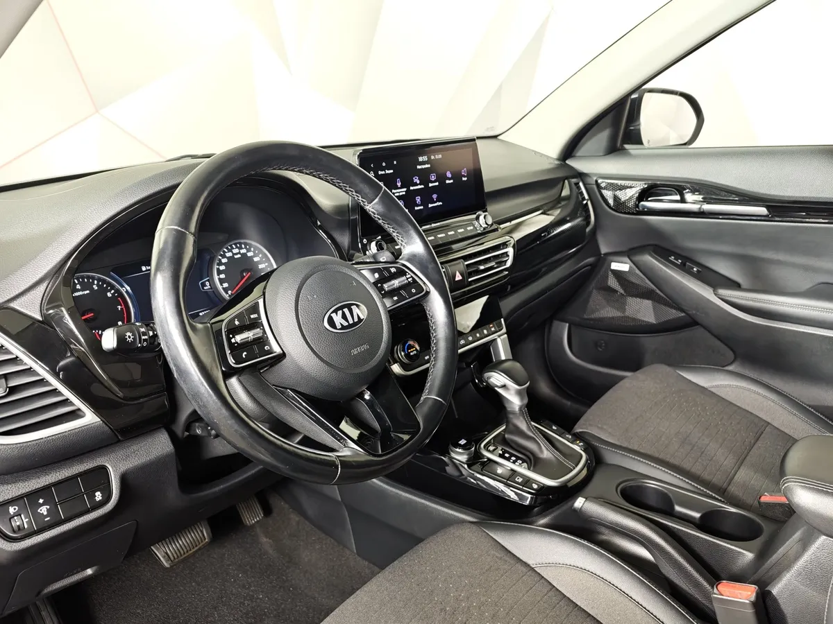 Kia Seltos 2.0 MPI 2WD IVT (149 л.с.) Luxe Синий в АВИЛОН. Слайд №19