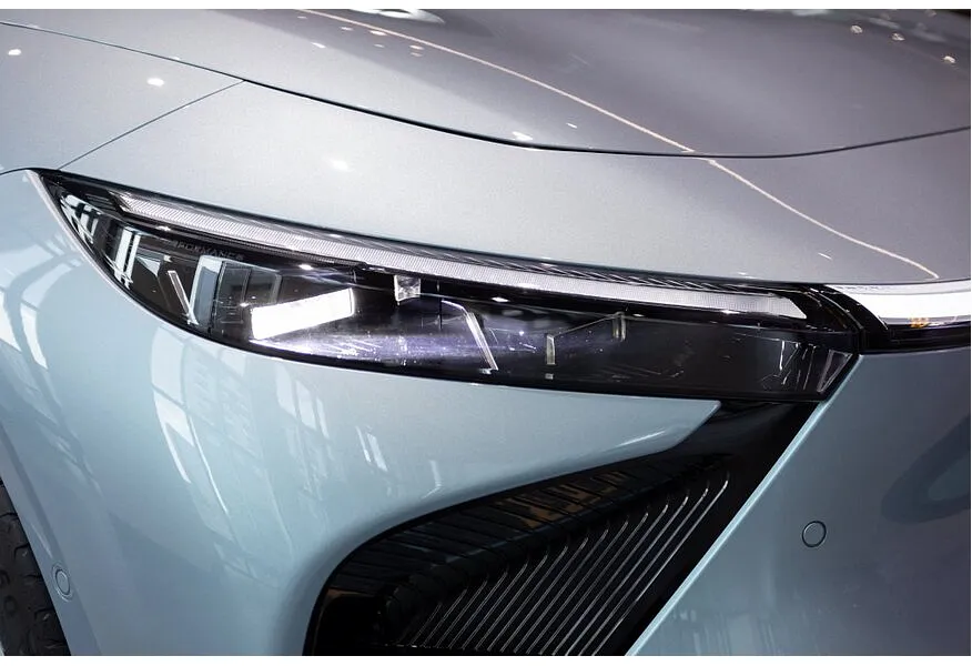 LIVE. Слайд №12