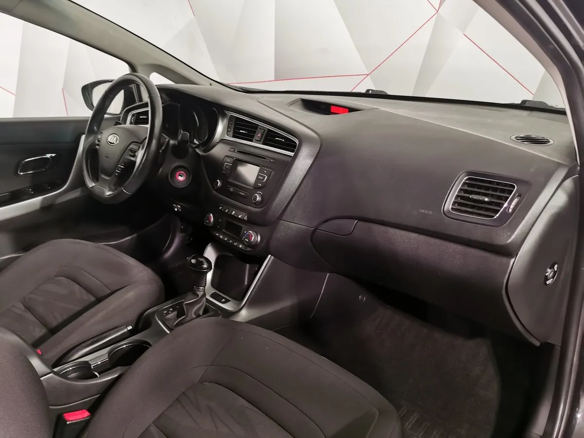 Kia Ceed 1.6 AT (130 л.с.) Luxe RED Line Черный в АВИЛОН. Слайд №12
