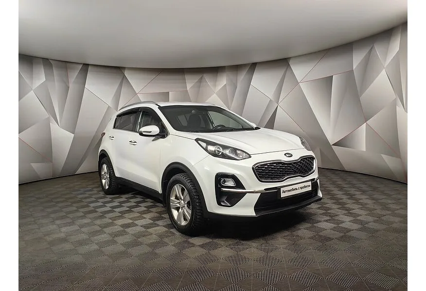 Kia Sportage 2.0 AT (150 л.с.) Luxe Белый в АВИЛОН. Слайд №3