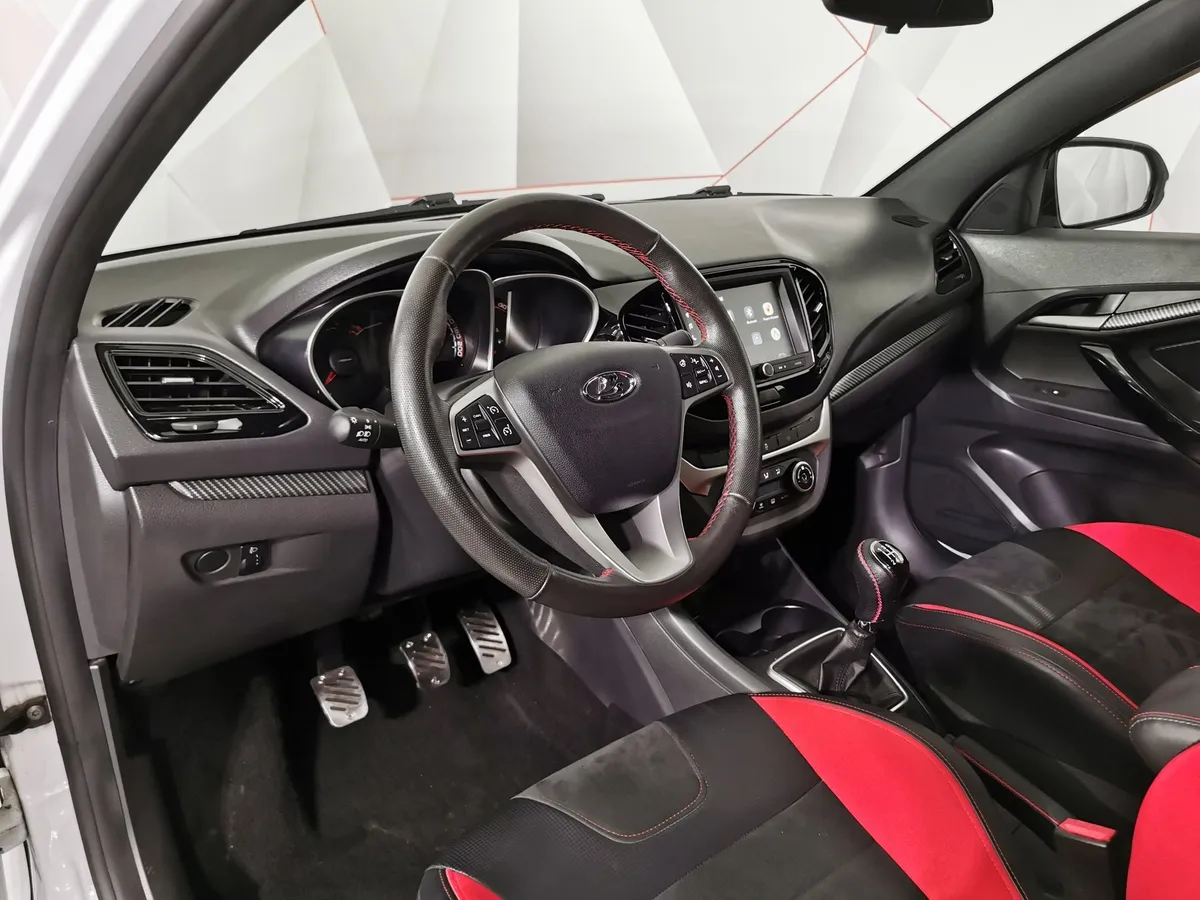 ВАЗ (Lada) Vesta 1.8 MT (145 л.с.) Белый в АВИЛОН. Слайд №18