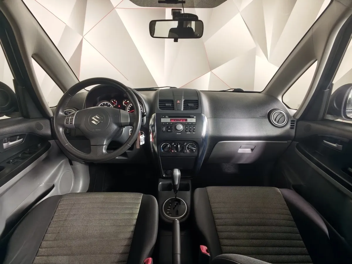Suzuki SX4 1.6 AT (112 л.с.) GL+ Серебристый в АВИЛОН. Слайд №14