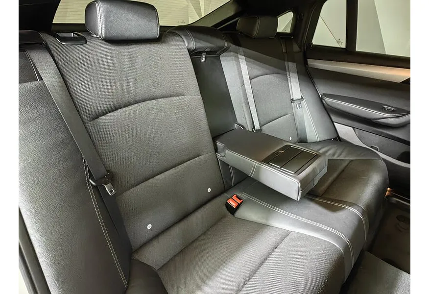 BMW X4 xDrive20d Steptronic (190 л.с.) Белый в АВИЛОН. Слайд №14