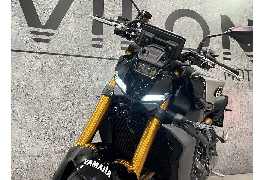 Yamaha MT-09 890 см³ (119 л.с.) (119) 890 Черный в АВИЛОН. Слайд №13