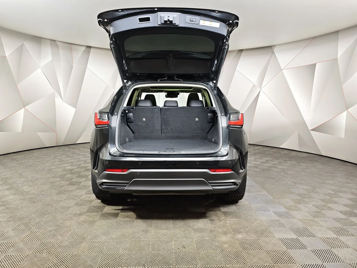 Lexus NX 2.5 AT AWD (200 л.с.) Luxury Черный в АВИЛОН. Слайд №12