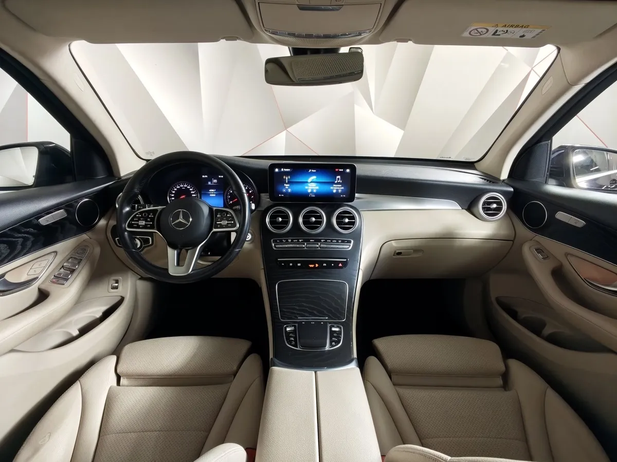 Mercedes-Benz GLC 200 9G-TRONIC 4MATIC (197 л.с.) Premium (Локальная сборка) Черный в АВИЛОН. Слайд №14