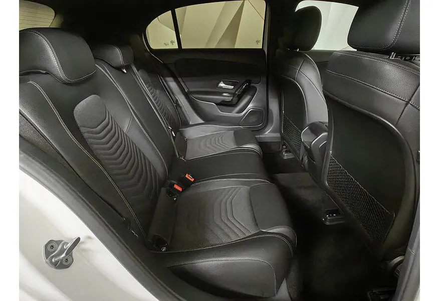 Mercedes-Benz A-Класс A 200 7G-DCT (150 л.с.) Style Белый в АВИЛОН. Слайд №16