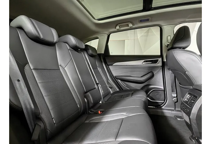 Haval F7 1.5T AWD 7DCT (150 л.с.) Premium Черный в АВИЛОН. Слайд №16