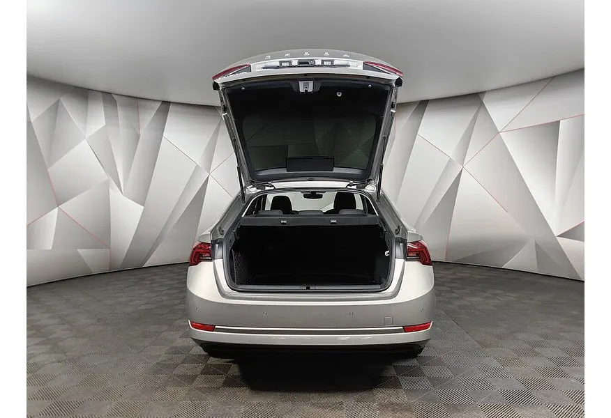 Skoda Octavia 1.4 AT FWD (150 л.с.) Коричневый в АВИЛОН. Слайд №12