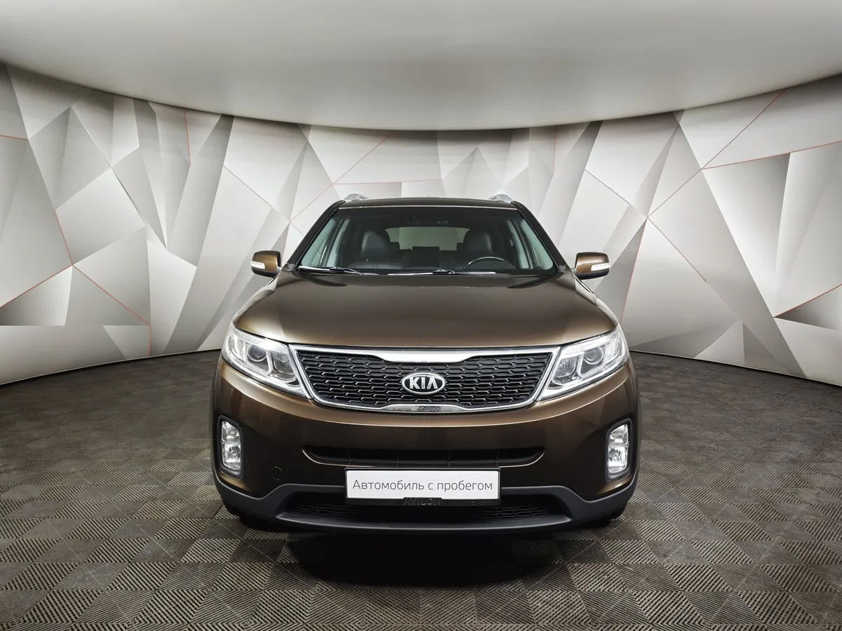 Kia Sorento 2.4 AT 4WD (175 л.с.) Comfort Коричневый в АВИЛОН. Слайд №7