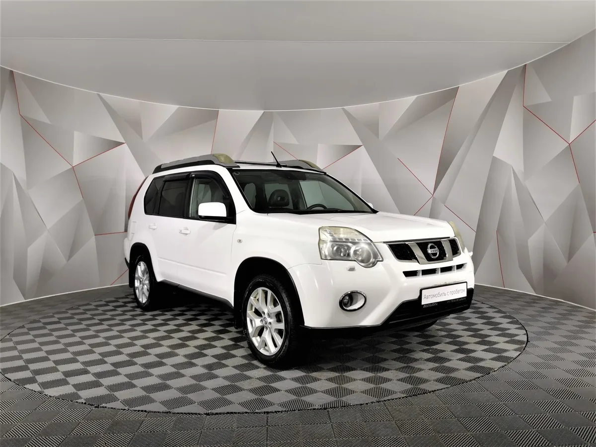 Nissan X-Trail 2.0 CVT AWD (141 л.с.) Белый в АВИЛОН. Слайд №3