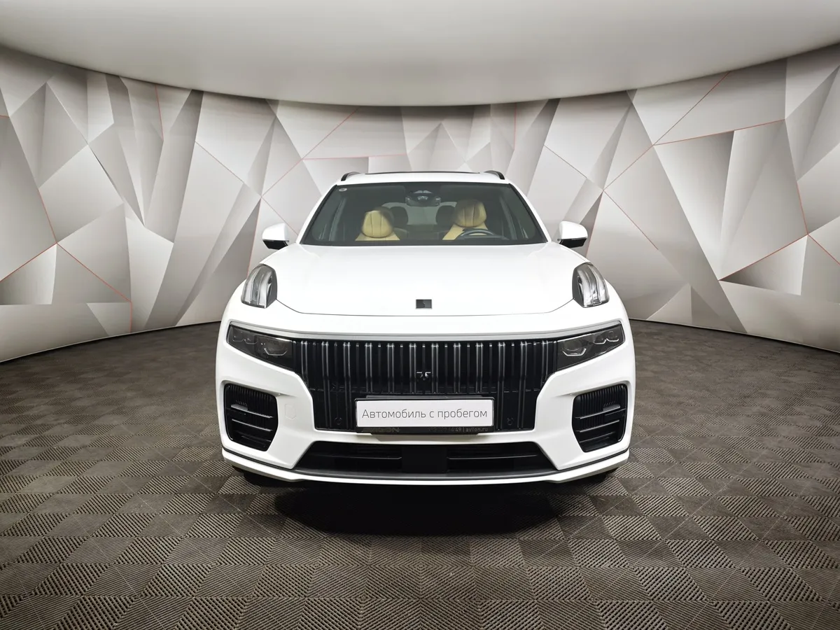 Lynk & Co 09 MHEV 2.0 T5 Drive-E AMT 4WD (7 мест) (254 л.с.) Halo + Upgrade package Белый в АВИЛОН. Слайд №7