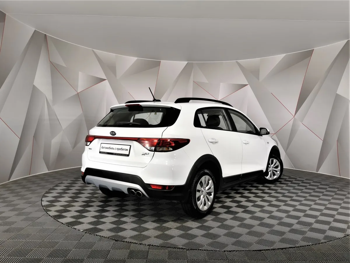 Kia Rio X-Line 1.6 AT (123 л.с.) Luxe Белый в АВИЛОН. Слайд №2