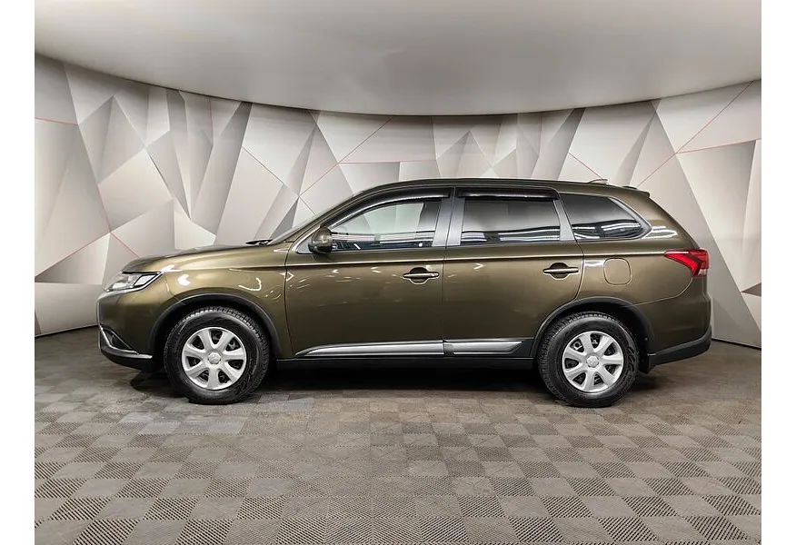 Mitsubishi Outlander 2.0 MIVEC CVT 2WD (146 л.с.) Invite Коричневый в АВИЛОН. Слайд №5