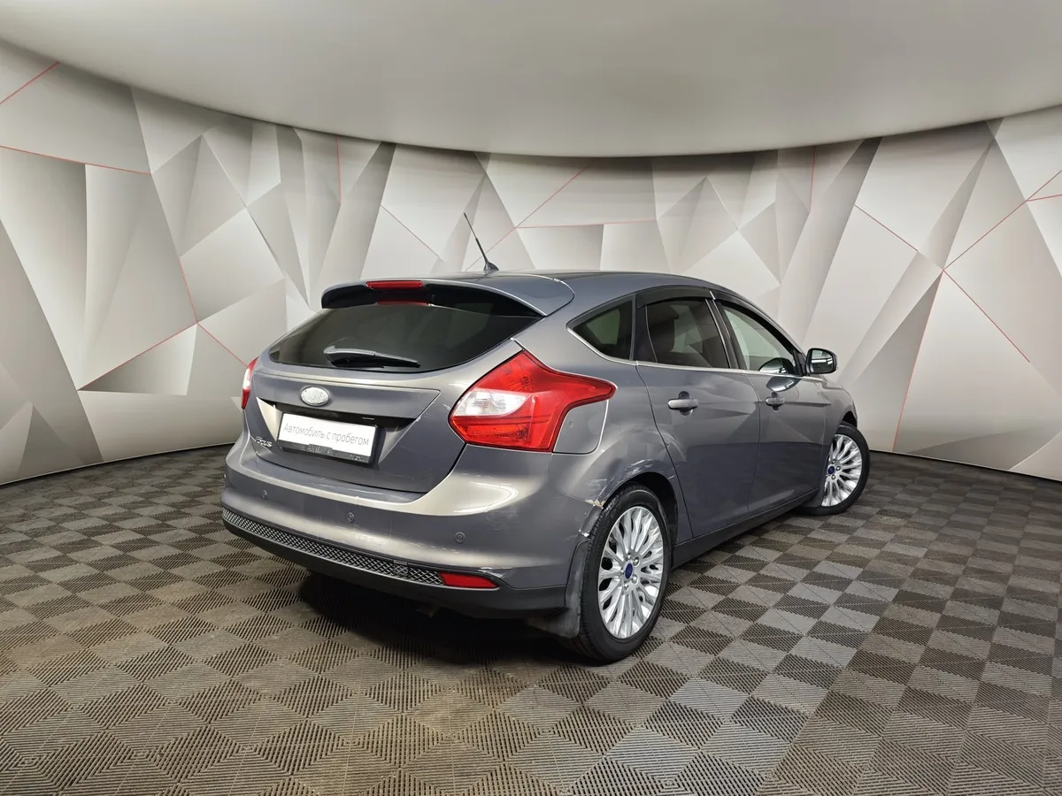 Ford Focus 1.6 PowerShift (125 л.с.) Titanium Коричневый в АВИЛОН. Слайд №2