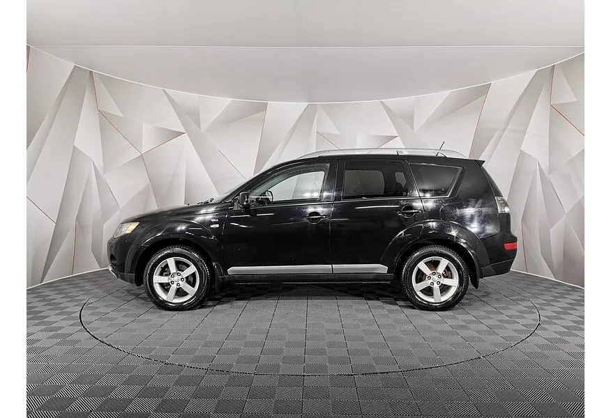 Mitsubishi Outlander 3.0 AT 4WD (220 л.с.) XL Черный в АВИЛОН. Слайд №5