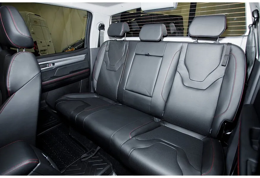 Sollers ST8 2.4G 6MT AWD (204 л.с.) Luxe Серый в АВИЛОН. Слайд №11