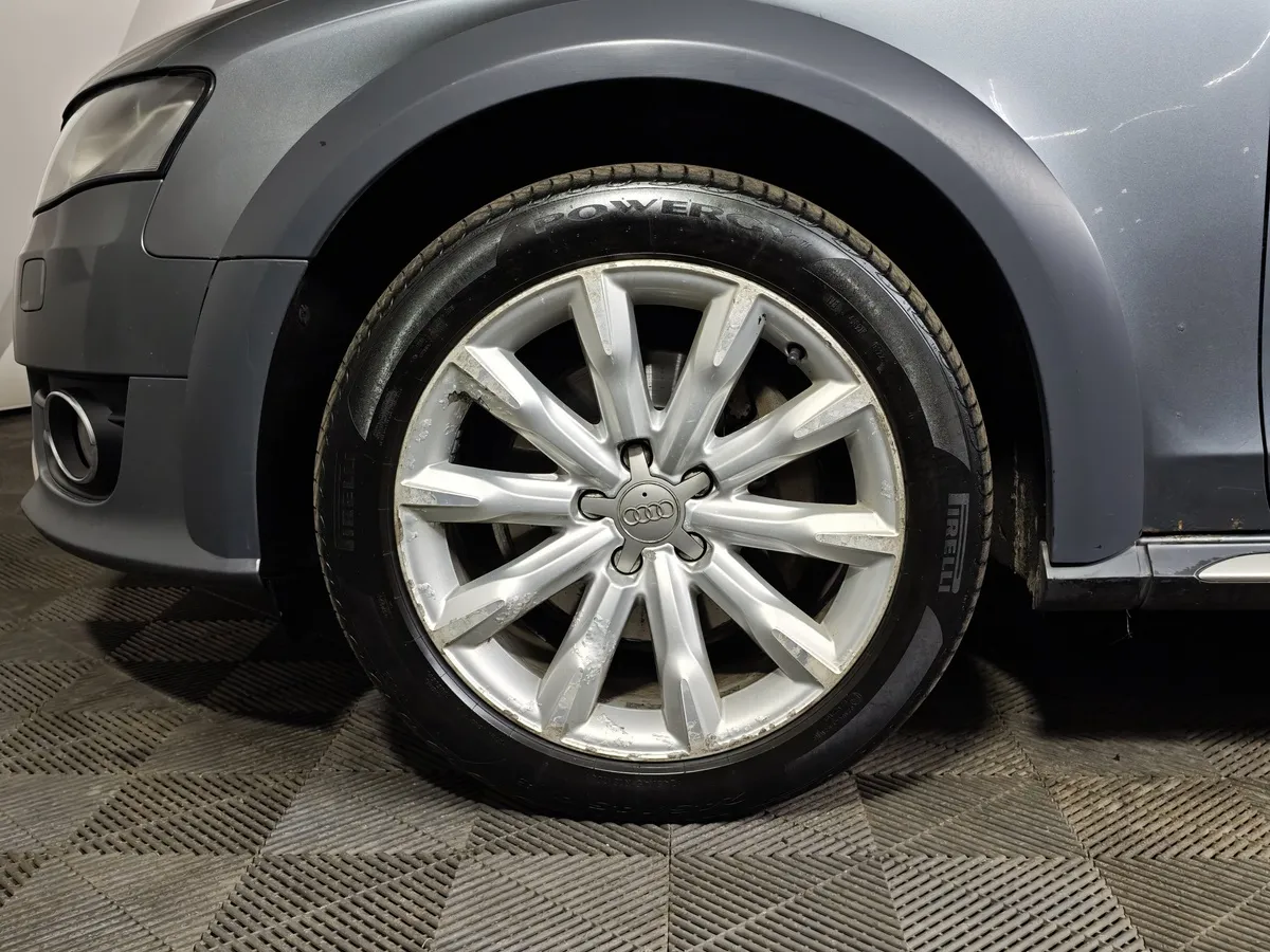 Audi A4 2.0 TFSI MT quattro (211 л.с.) Серый в АВИЛОН. Слайд №9