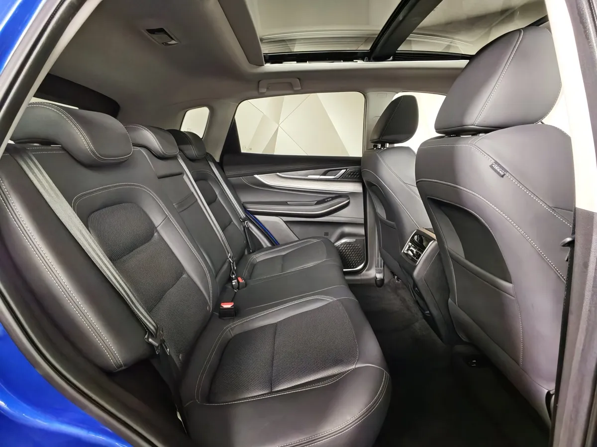 EXEED LX 1.6T DCT 4WD (150 л.с) Premium Plus Синий в АВИЛОН. Слайд №15