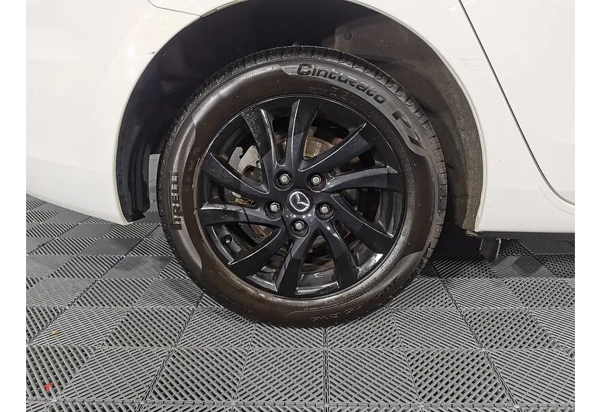 АВИЛОН - Mazda 3 1.6 AT (105 л.с.) Белый - slide 17