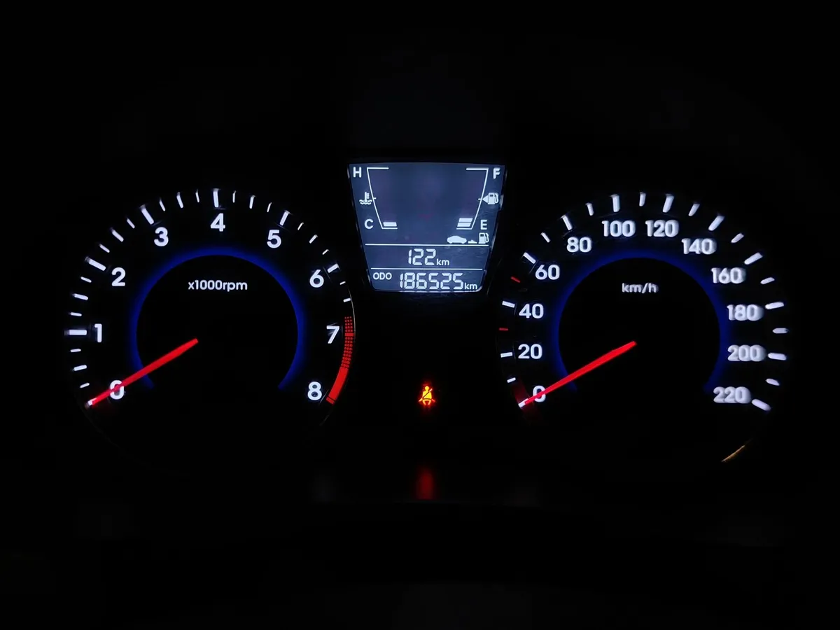 Hyundai Solaris 1.6 MT (123 л.с.) Classic Синий в АВИЛОН. Слайд №17