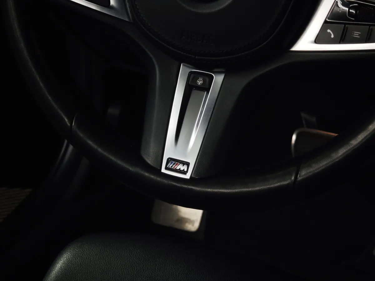 BMW 3 серия 330i Steptronic (258 л.с.) Черный в АВИЛОН. Слайд №15