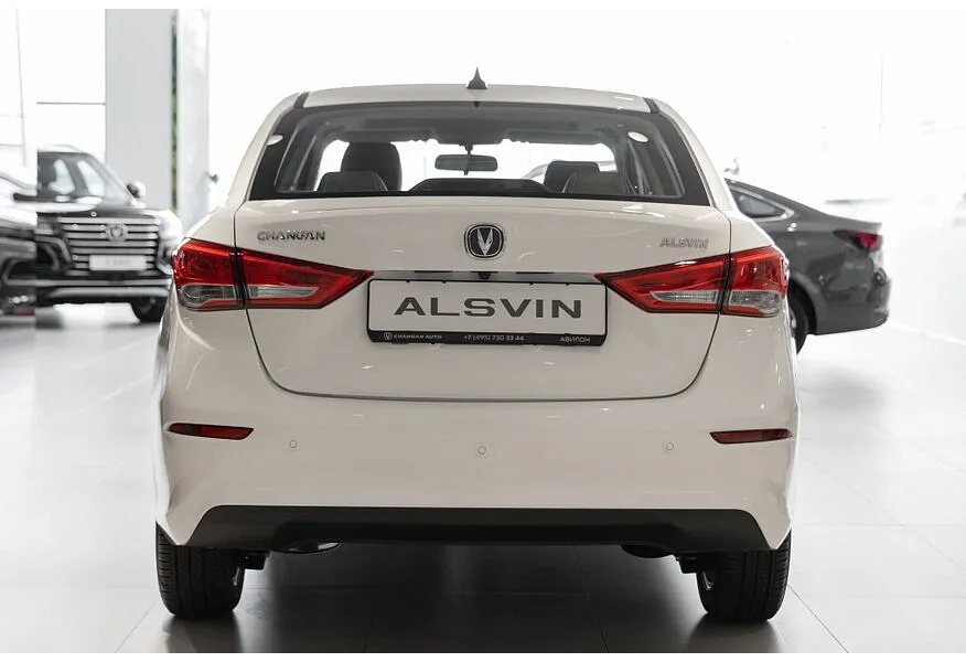 Changan Alsvin 1.5 DSG 2WD (107 л.с.) Luxe Белый в АВИЛОН. Слайд №4