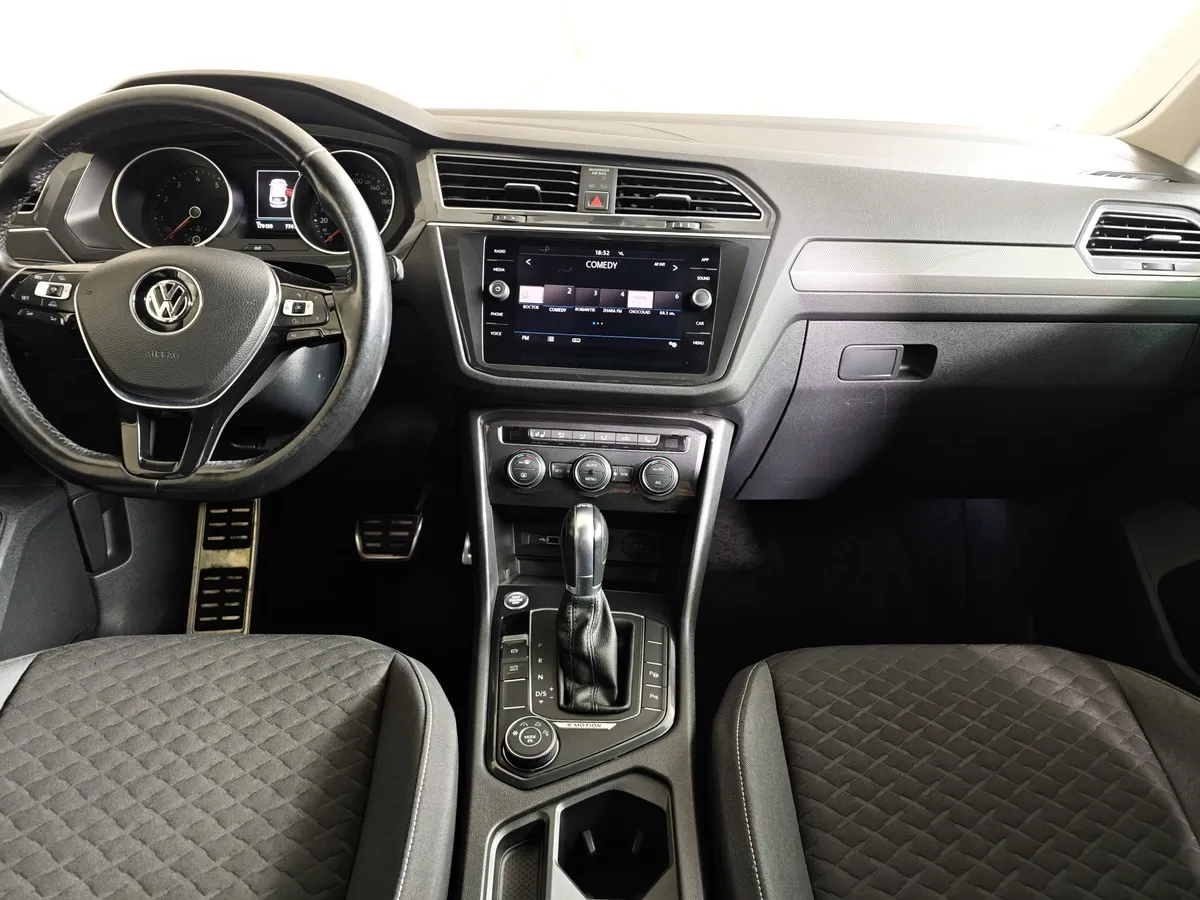 Volkswagen Tiguan 2.0 TSI 4Motion DSG (180 л.с.) OFFROAD Белый в АВИЛОН. Слайд №15