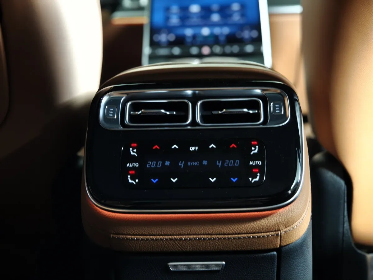 Mercedes-Benz S-Класс Long 500 4MATIC (449 л.с.) Черный в АВИЛОН. Слайд №31