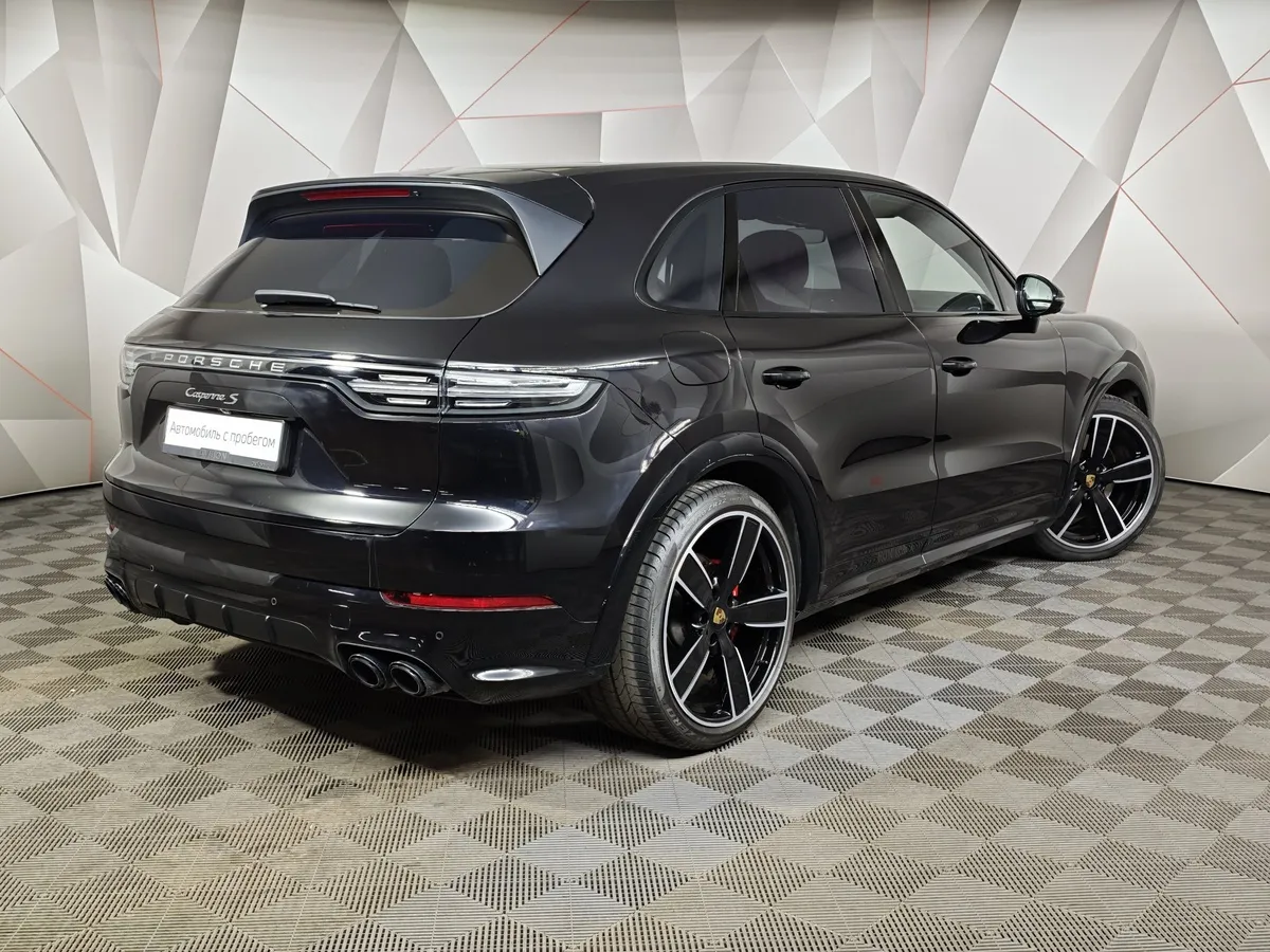 Porsche Cayenne S 2.9 Tiptronic AWD (440 л.с.) Черный в АВИЛОН. Слайд №2