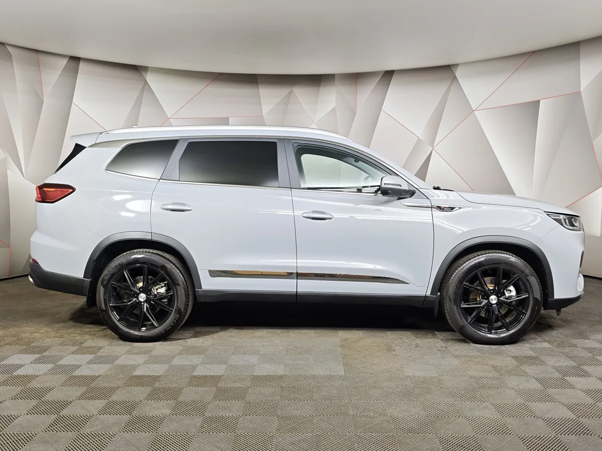 Chery Tiggo 8 Pro Max 2.0T DCT AWD (197 л.с.) Ultimate Серый в АВИЛОН. Слайд №6