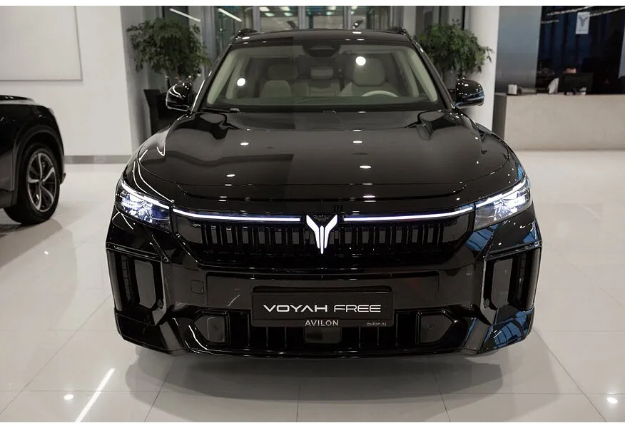Voyah Free EVR 1.5 AT AWD (510 л.с.) Sport + Черный в АВИЛОН. Слайд №4