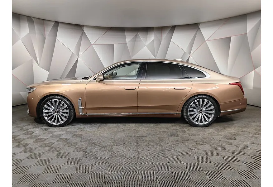 Hongqi H9 2.0T AT (245 л.с.) Deluxe   Коричневый в АВИЛОН. Слайд №5