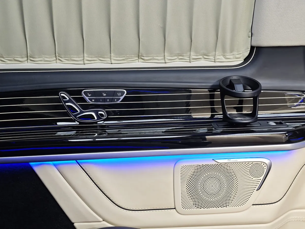 Mercedes-Benz V-Класс V 250 BlueTEC 7G-Tronic Plus 4x4 (190 л.с.) Черный в АВИЛОН. Слайд №22