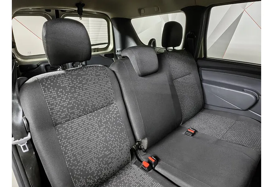 ВАЗ (Lada) Largus 1.6 MT 16 кл (5 мест) (105 л.с.) Серый в АВИЛОН. Слайд №16