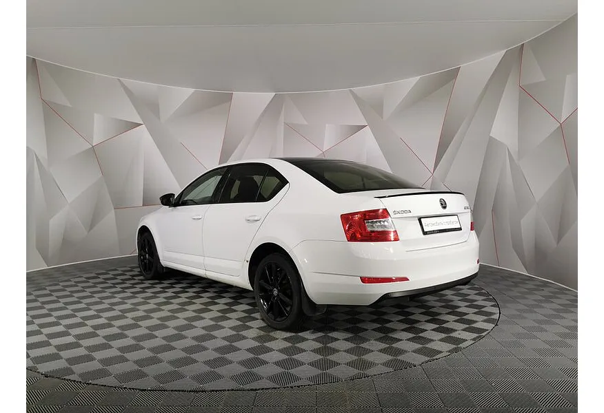 Skoda Octavia 1.6 AT (110 л.с.) Белый в АВИЛОН. Слайд №4