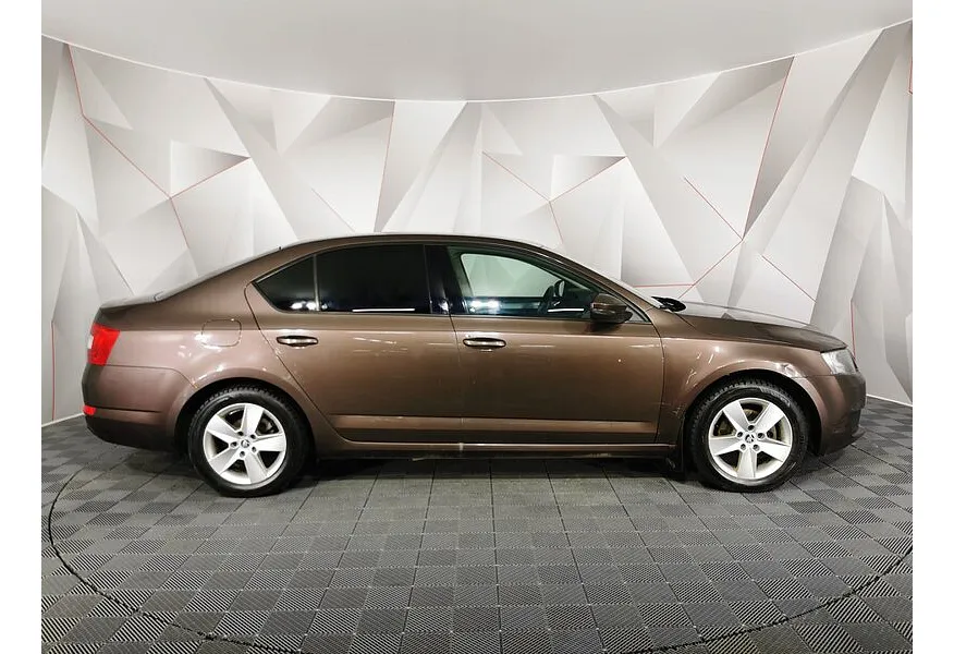 Skoda Octavia 1.4 TSI MT (140 л.с.) Коричневый в АВИЛОН. Слайд №6