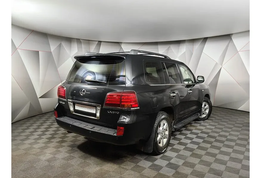 Lexus LX 570 AT (367 л.с.) Черный в АВИЛОН. Слайд №2