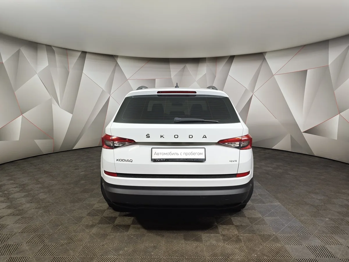 Skoda Kodiaq 1.4 TSI DSG 4X4 (150 л.с.) Белый в АВИЛОН. Слайд №8