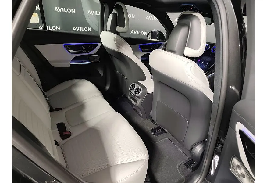 Mercedes-Benz GLC 300 4MATIC 9G-TRONIC (258 л.с.) Белый в АВИЛОН. Слайд №12